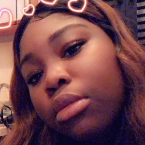 Meet your Posher, Mya